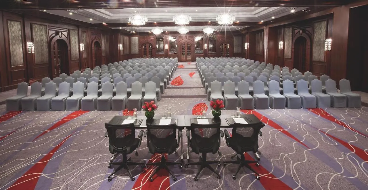 Moevenpick Hotel & Apartments Bur Dubai