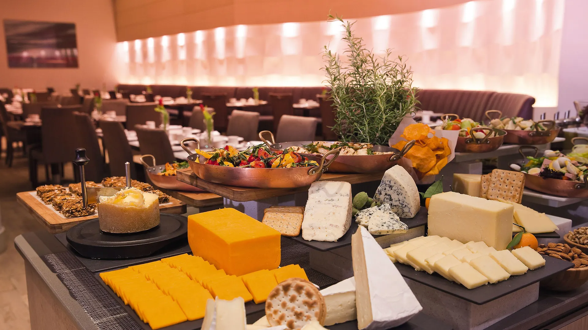 Moevenpick Hotel & Apartments Bur Dubai